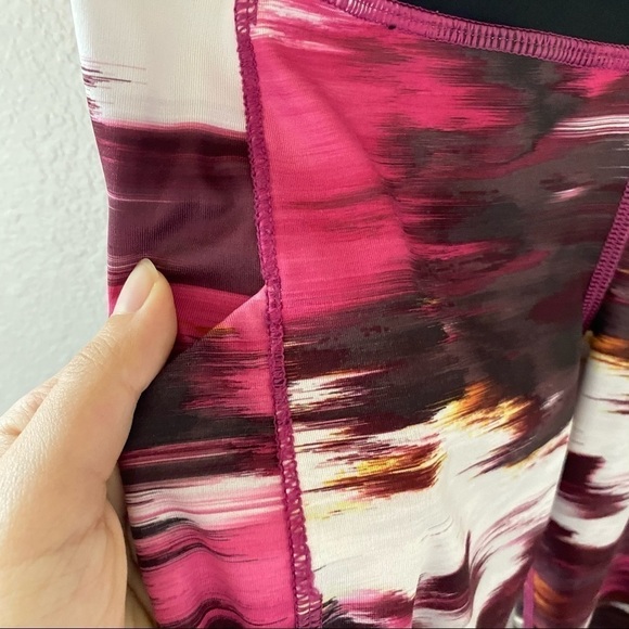 Lululemon Speed Tight IV Size 4 - Picture 6 of 15